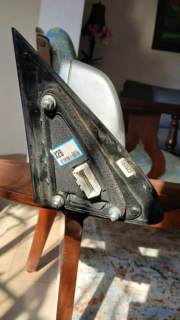 accesorios para vehiculos - Vendo o cambio espejo hyundai veracruz  3