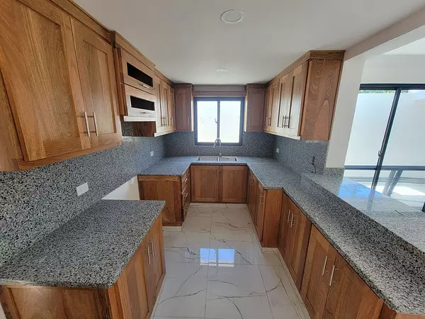 casas - 🏡Proyecto cerrado de casas de 3 niveles. 
📍Prado Oriental Avenida Ecologica,  10