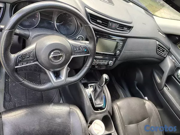 jeepetas y camionetas - Nissan Rogue LS 2020 Automatica 4x2, Cuatro Puerta 5