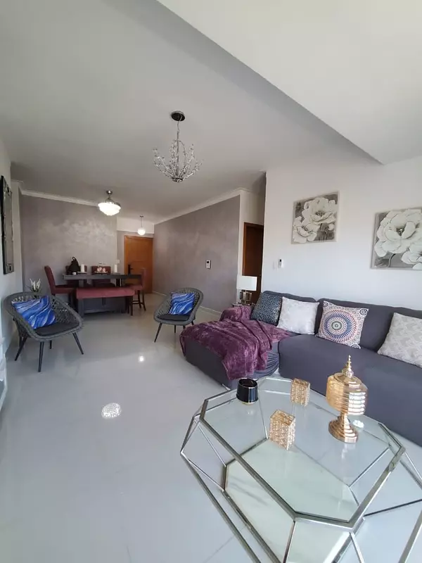 apartamentos - ALQUILO Bello apto en alquiler Finamente amueblado Bella vista norte 125 metros 1