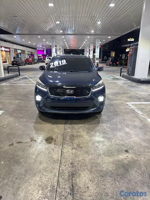 jeepetas y camionetas - KIA SORENTO 2019 LX 3 filas de asientos  2