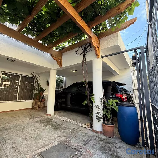 casas - Vendo Casa en la Avenida Independencia, Santo Domingo Distrito Nacional. 7