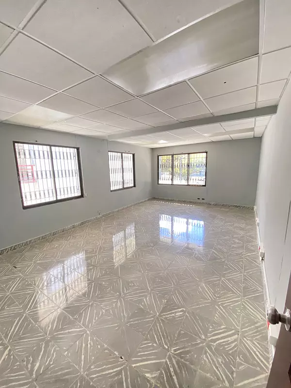 oficinas y locales comerciales - Local corporativo 1500 metros 6
