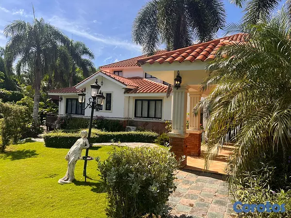 casas vacacionales y villas - Villa amueblada en Juan Dolio Metro Country Club 3