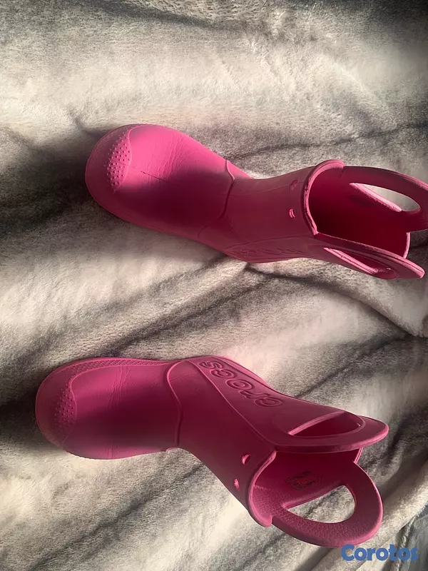 ropa y zapatos - Diferentes modelos de botas de frío, nieve o invierno para niñas  2