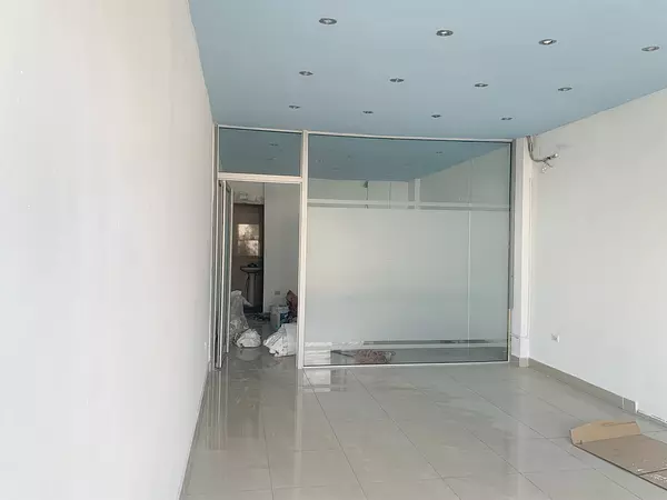 oficinas y locales comerciales - Local comercial en los prados  5