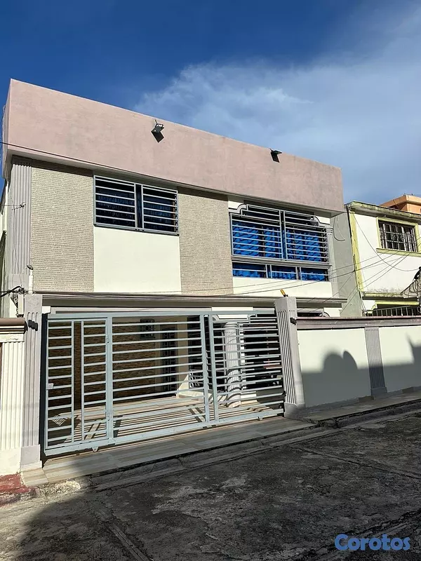 casas - vendo casa en Alma Rosa 2 Santo Domingo este  8