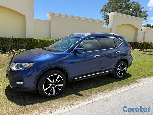 jeepetas y camionetas - Nissan Rouge 2020 4