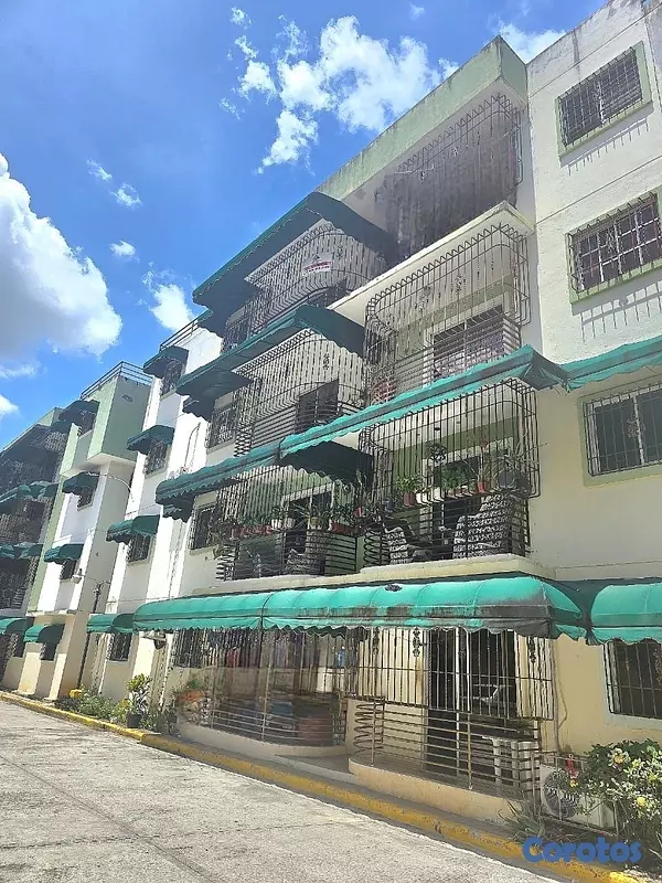 apartamentos - venta de apartamento en la autopista de san isidro 4to nivel santo Domingo este  5