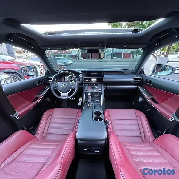 carros - Lexus IS-300 F Sport 2019 4