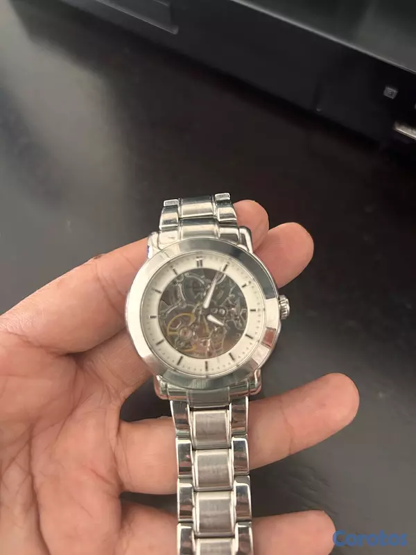 joyas, relojes y accesorios - Vendo Reloj Kenneth Cole Unisex Mecánico  3