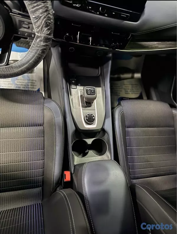 jeepetas y camionetas - NISSAN QASHQAI EXCLUSIVE AWD 9
