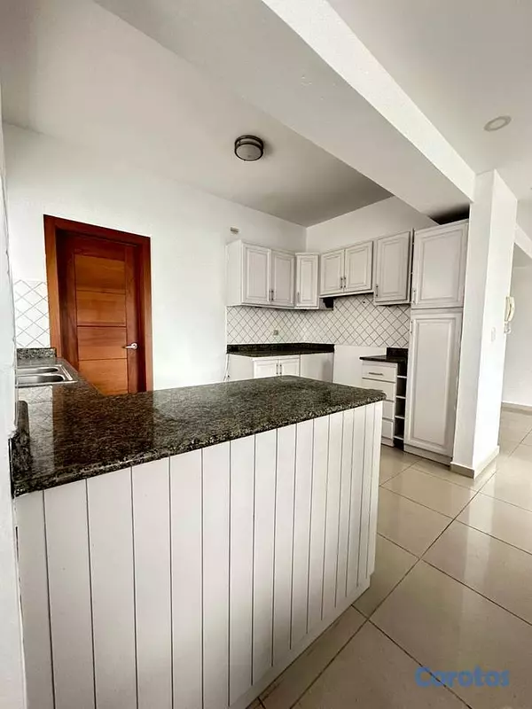 apartamentos - Alquiler de Apartamento en Julieta Morales 14