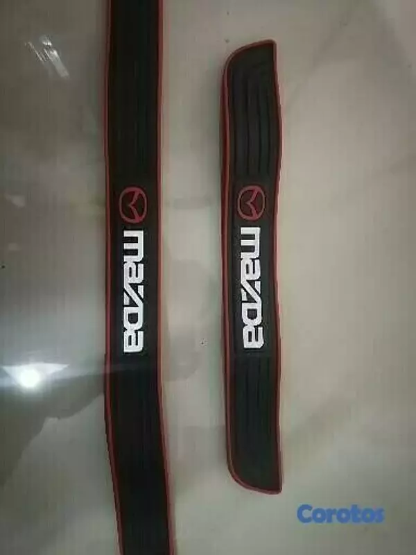 accesorios para vehiculos - Parachoque mazda ect 10