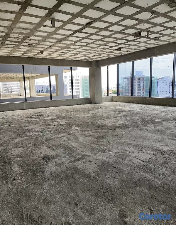 oficinas y locales comerciales - Locales en Piantini en Torre Corporativa  6