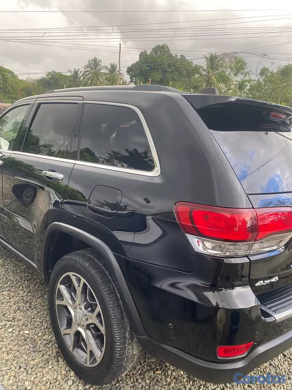 jeepetas y camionetas - Jeep Grand Cherokee Limited 2020 5