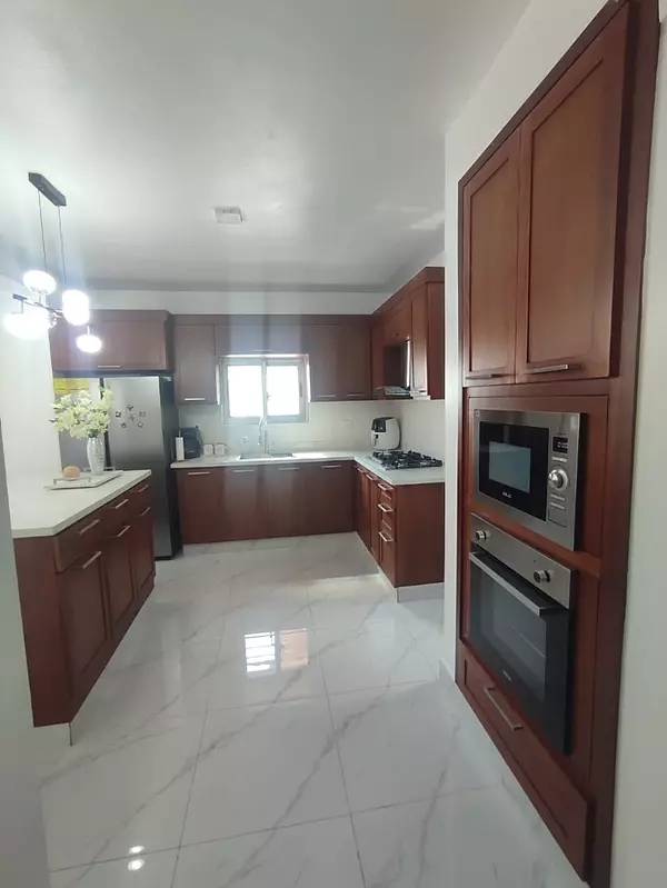 apartamentos - Apartamento con Patio, Amueblado en Llanos de Gurabo 6