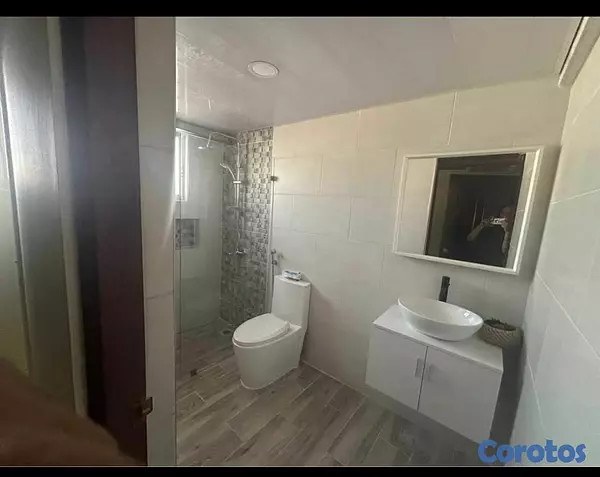 apartamentos - For Sale- Alma Rosa 2da. 3er nivel 3H, 2B, S/C y 2 parqueos techados.  8