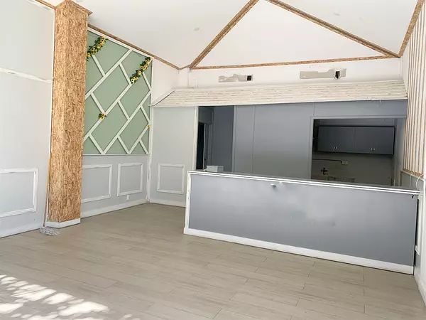 oficinas y locales comerciales - Local céntrico y comercial 4