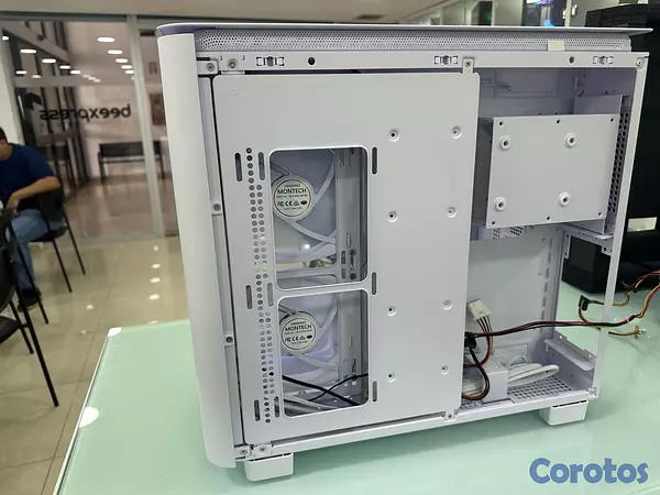 computadoras y laptops - Totalmente nuevo, nunca usado y en su caja 3
