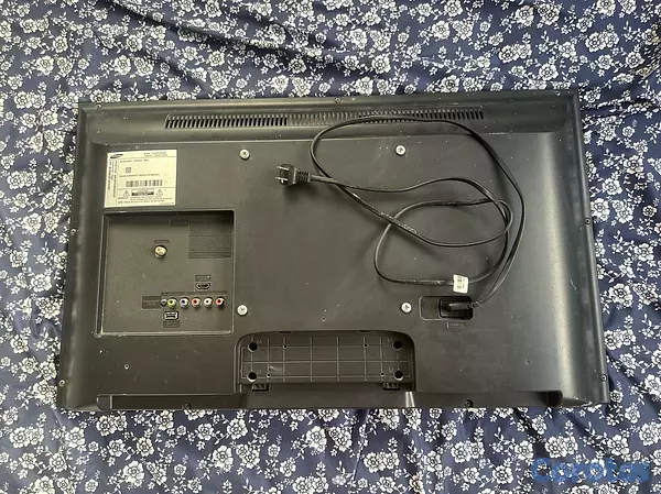 electrodomesticos - Vendo TV Samsung LED de 32’’ NEGOCIABLE  5