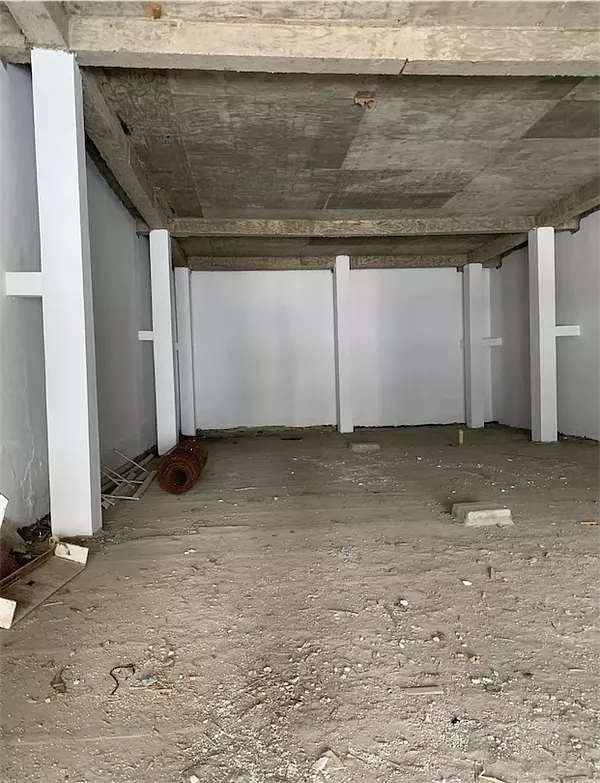 oficinas y locales comerciales - Local Piantini doble altura 4
