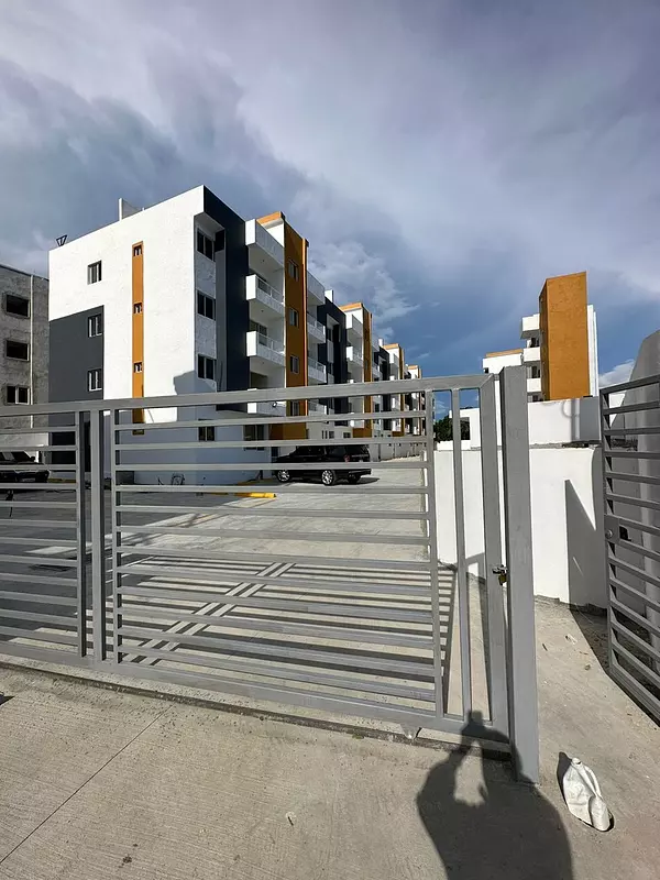 apartamentos - Apartamentos terminados, bono vivienda, especial de Black Friday, en block. V-2 4