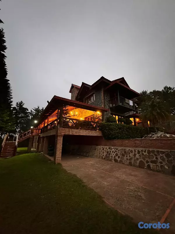 casas vacacionales y villas - Villa en Constanza con 70mil metros de solar  2