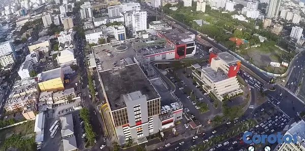 oficinas y locales comerciales - Gran Local en Plaza Central Piantini  de 2505 m2 8
