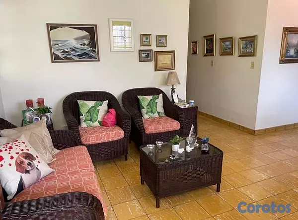 casas - Vendo casa de 2 niveles en San Gerónimo. 6