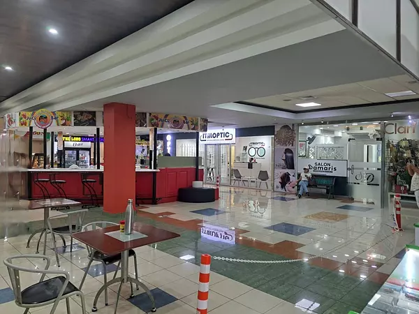 oficinas y locales comerciales - Local comercial para negocio de comida, Bella Vista  2