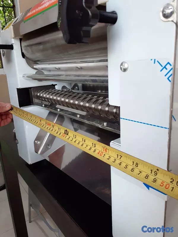 equipos profesionales - Laminadora de masa  3