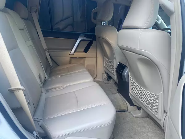 jeepetas y camionetas - Toyota land cruicer prado 2018 gasolina  6