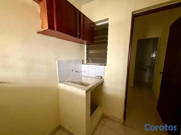 apartamentos - Apartamento en Venta en Los Restauradores  8