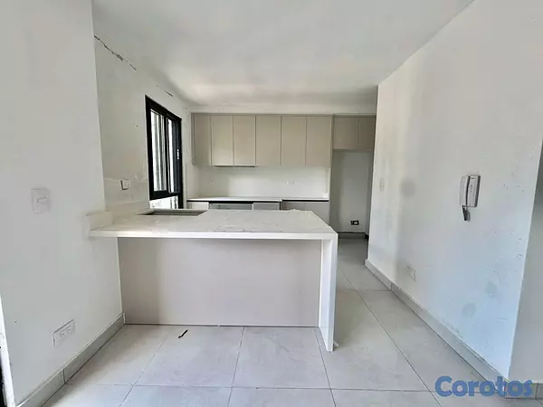 apartamentos - Alquilo Apartamento nuevo en Evaristo Morales wi  4