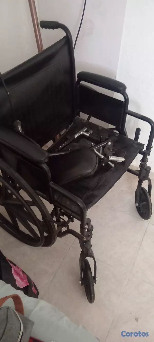 Salud y Equipamiento Médico - Silla de rueda 2