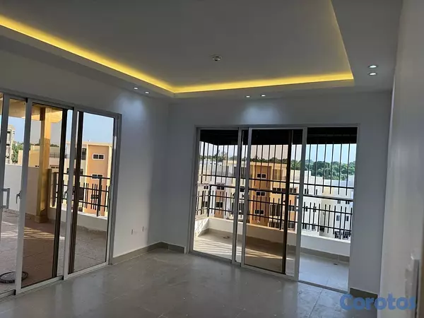 apartamentos - Tu nuevo hogar te espera – Amplio Penthouse en Alquiler. 4to - 5to nivel 12