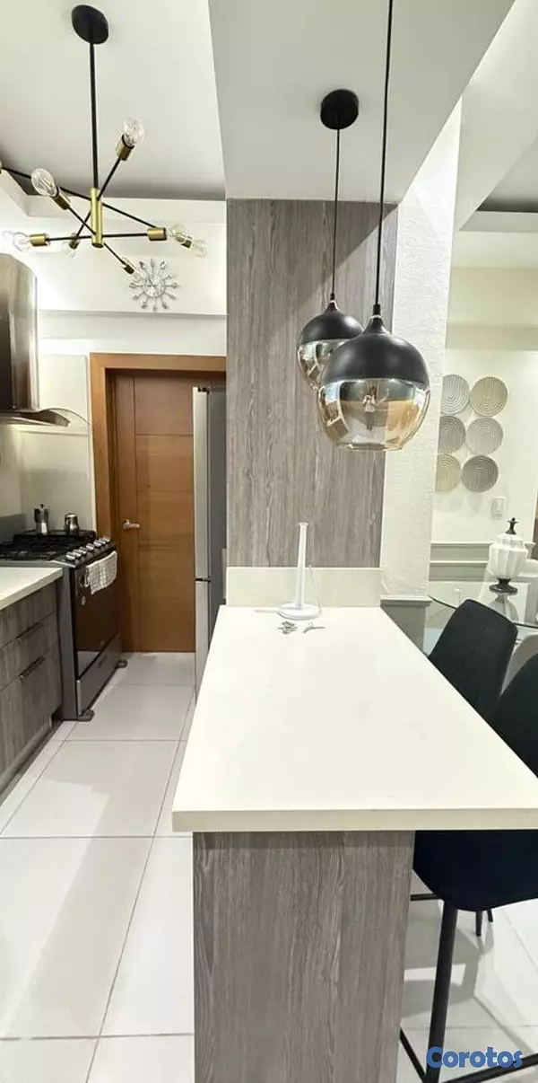 apartamentos - Apartamento en alquiler Amueblado Bella Vista Sur 2 habitaciones 2 parqueos 2