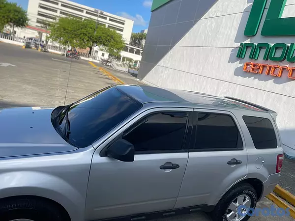 jeepetas y camionetas - Ford Escape XLT 2012 2.5L Automática 2
