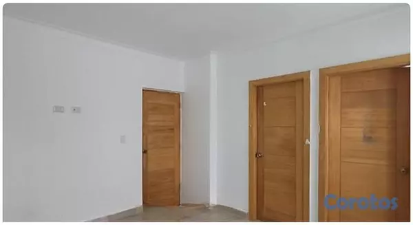 apartamentos - Apartamento 4to. Nivel, ubicado en Santo Domingo E 2
