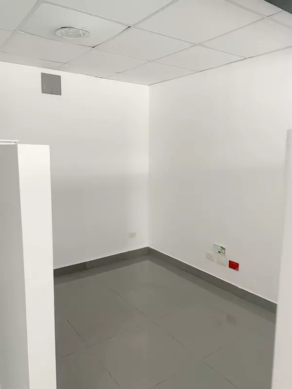 oficinas y locales comerciales - Oficina corporativa en los prados  7