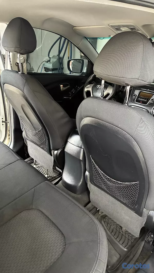 jeepetas y camionetas - Hyundai Tucson 2014 motor dohc  6