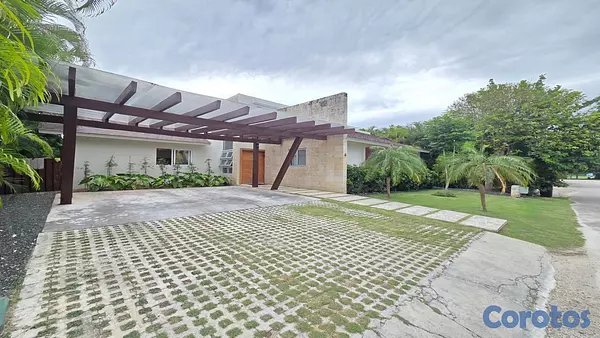 casas vacacionales y villas - Villa en Venta Renta en Punta Cana Village con Linea blanca 3