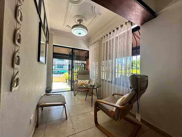 apartamentos - Apartamento en Venta EVARISTO MORALES USD 195,000. 3
