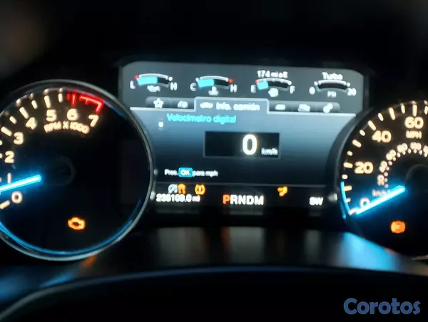jeepetas y camionetas - Ford lariat 4x4 2018 12