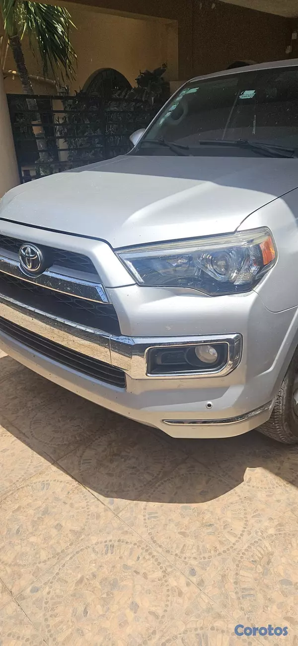 jeepetas y camionetas - Toyota 4runner Limited 2017 5
