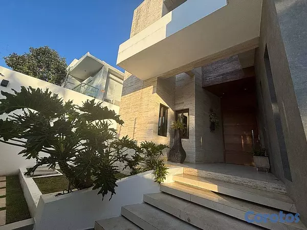 casas - Casa de 4 habitaciones 4 baños en alquiler en Viej 14