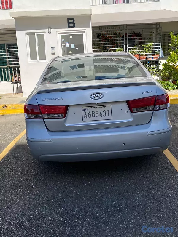 carros - Hyundai Sonata 2010 en buen estado – económico   2