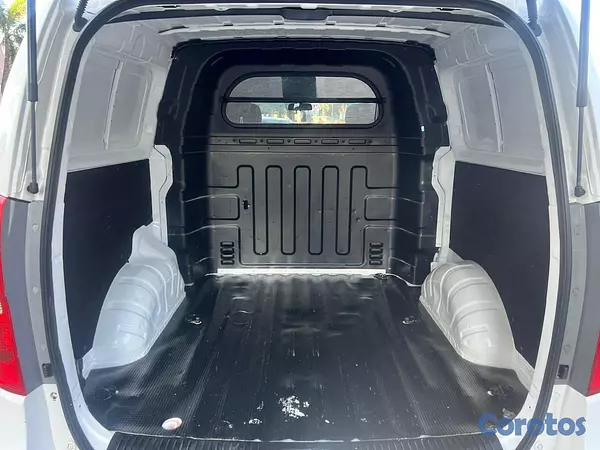 jeepetas y camionetas - HYUNDAI H1 TQ6 2018 CARGA-PASAJEROS 9