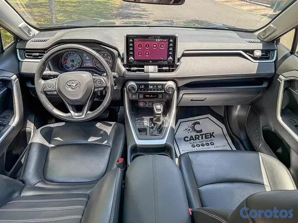jeepetas y camionetas - Toyota Rav4 Limited 2020 6